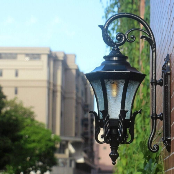 Outdoor Gate Light